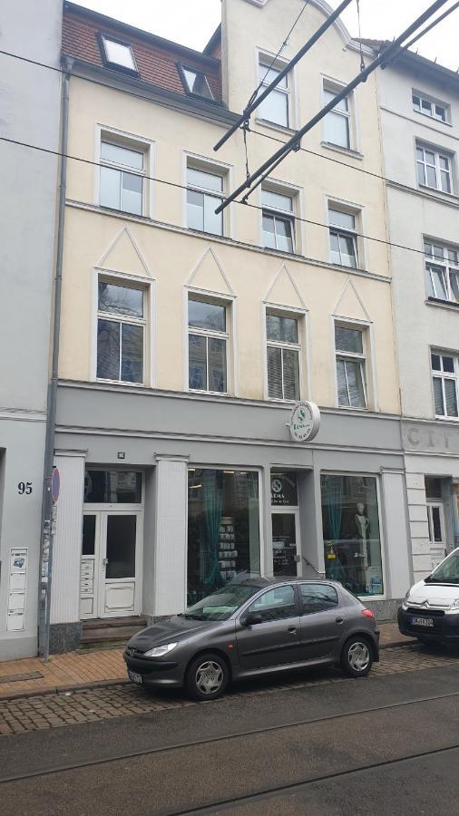 Goethe 3 - Mitten Im Zentrum Von Schwerin Schwerin  Exterior foto